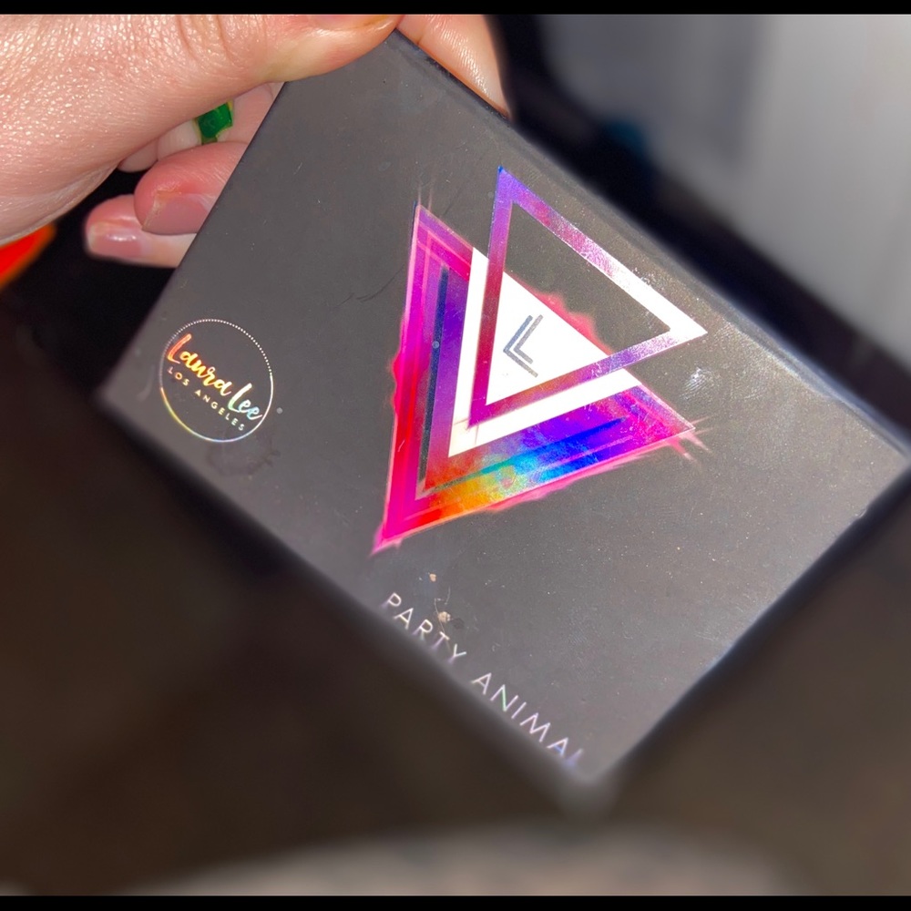 laura lee party animal eyeshadow palette